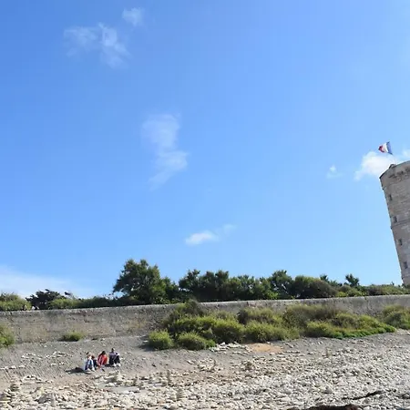 Nice In With Kitchen Meschers-sur-Gironde